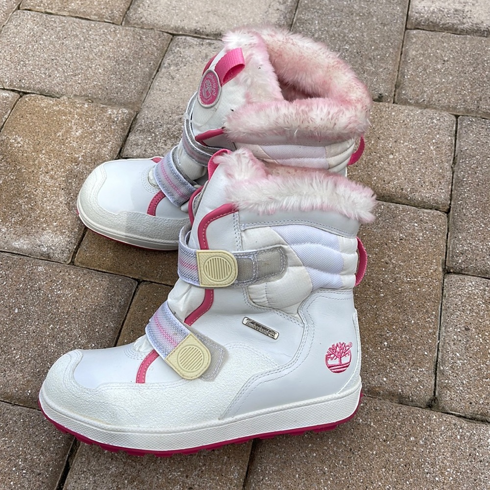 TIMBERLAND BOOTS